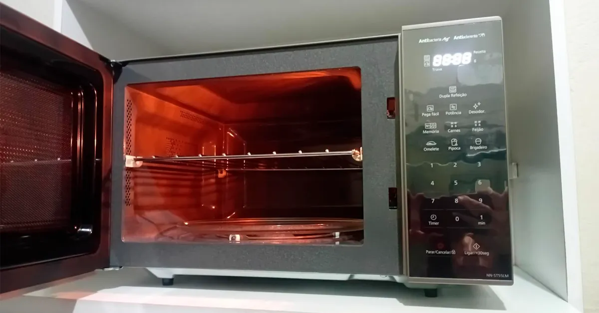 Microondas Panasonic 27 litros é bom? Tudo sobre o NN-ST55LMRUN